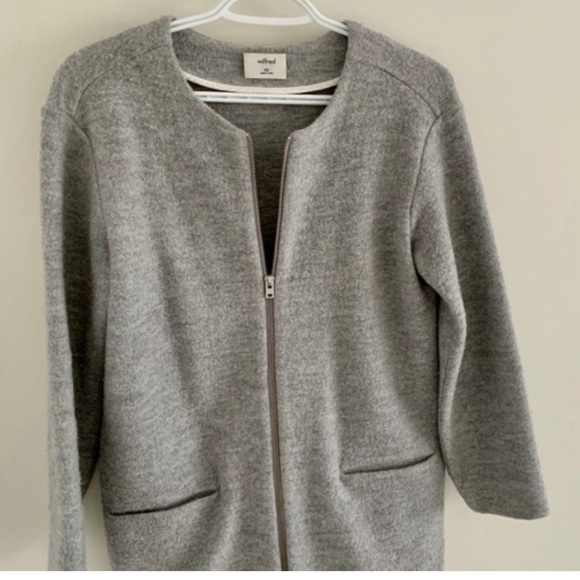Wilfred Coat—- Branville size small——light grey. - Picture 3 of 3